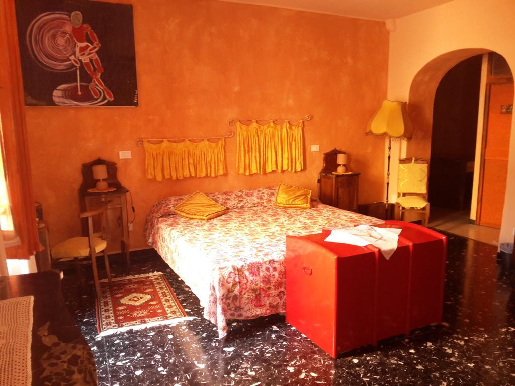 B&B Au Caruggiu Ceriale Pokoj fotografie