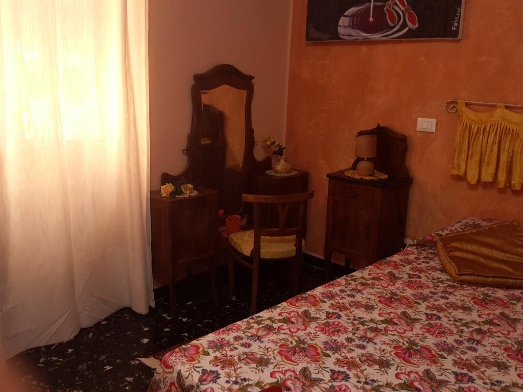 B&B Au Caruggiu Ceriale Pokoj fotografie